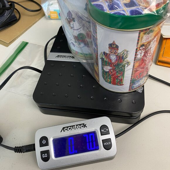 Set Of 2 Vintage Christmas Santa Claus Carousel Window Tin Canisters With Lids - Picture 16 of 16